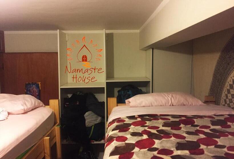 ペンション Namaste House