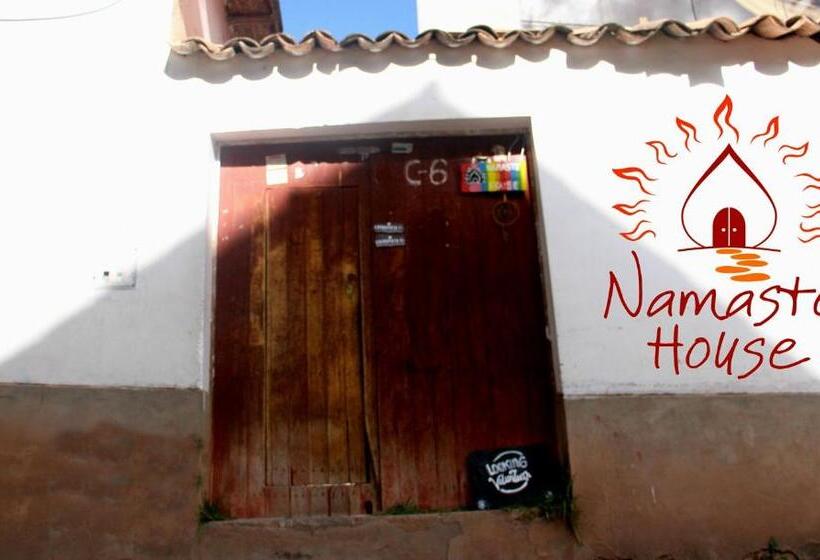 ペンション Namaste House