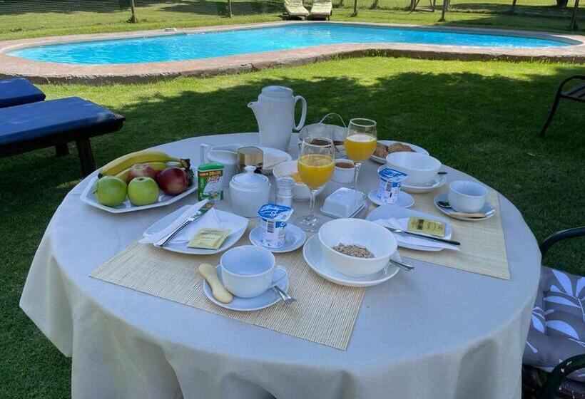 تختخواب و صبحانه Casa Los Ciervos