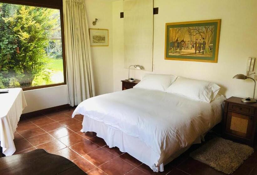 تختخواب و صبحانه Casa Los Ciervos