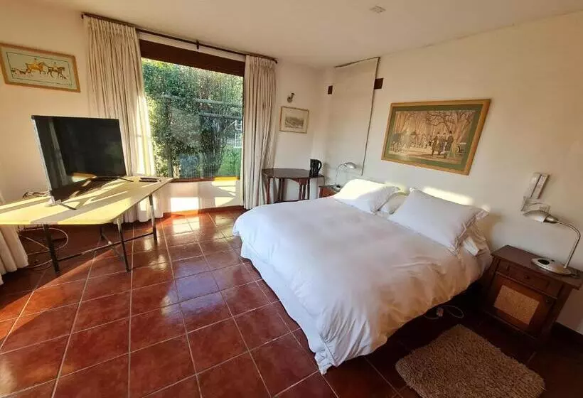 Aamiaismajoitus (B&B) Casa Los Ciervos