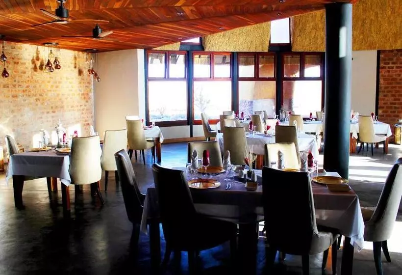 هتل Desert Hills Lodge