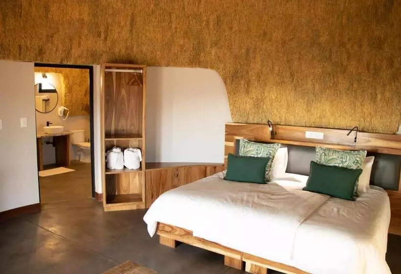 هتل Desert Hills Lodge