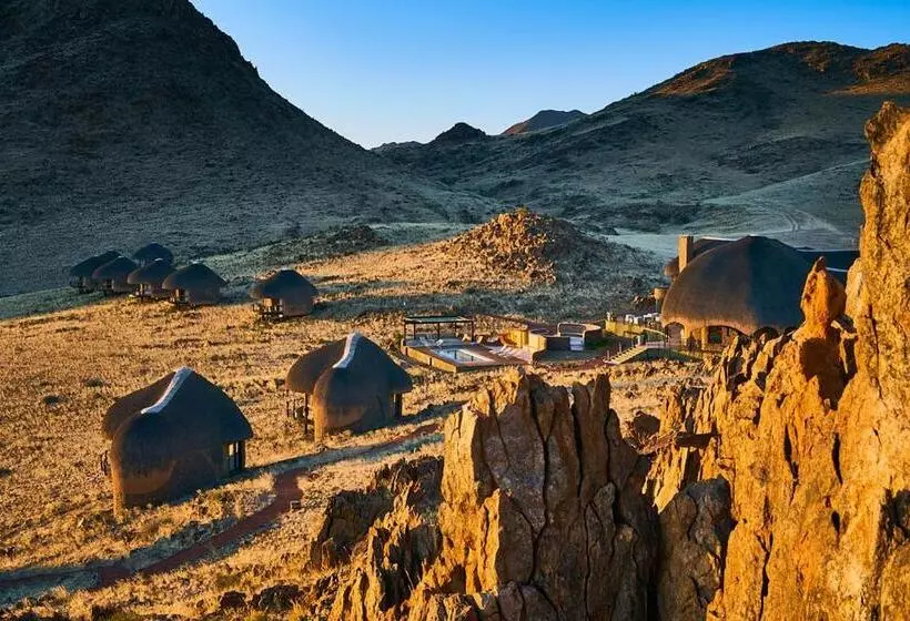 هتل Desert Hills Lodge