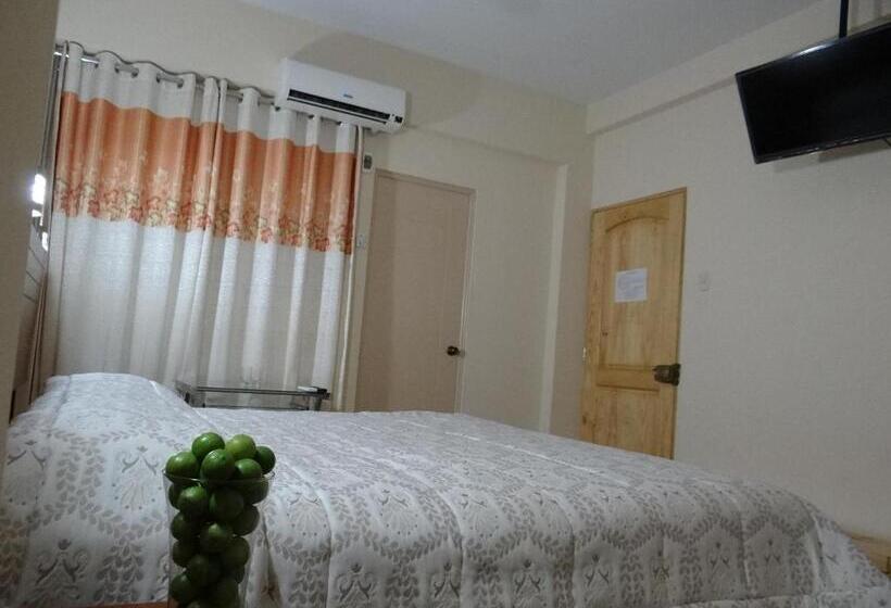 ホテル Sol De Grau Piura