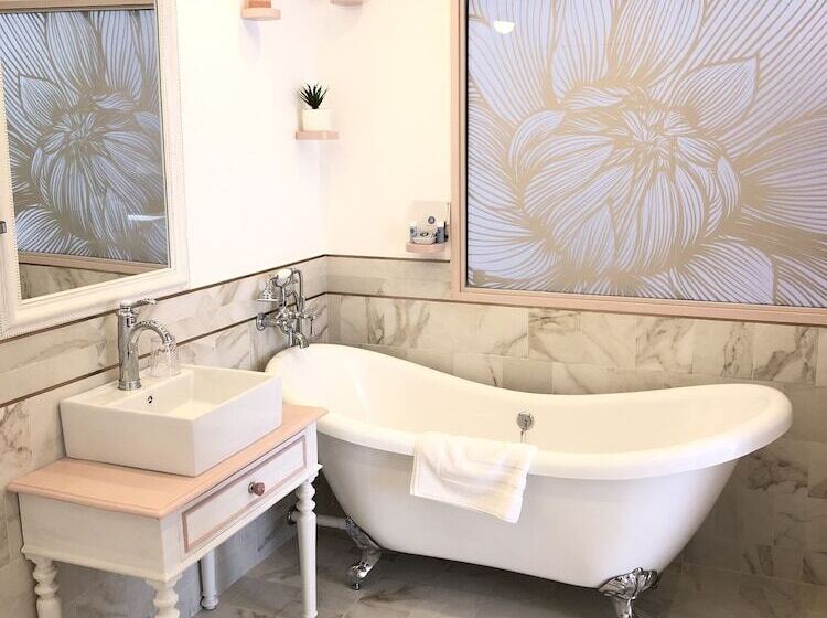 پانسیون Le Cœur De La Bastide Adult Only