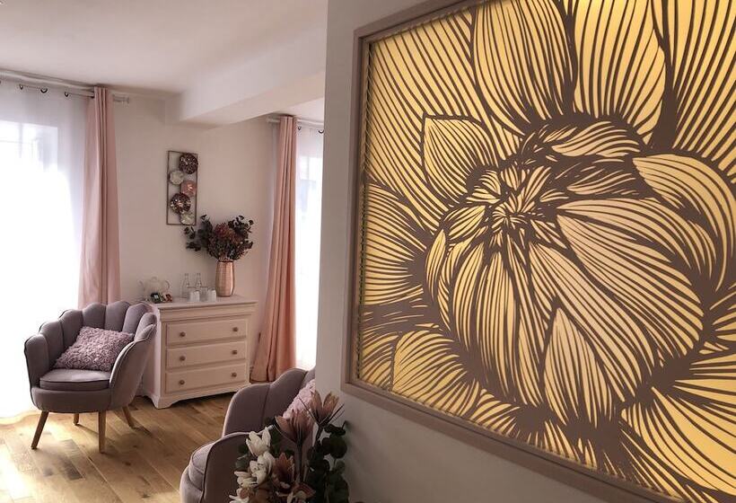 پانسیون Le Cœur De La Bastide Adult Only