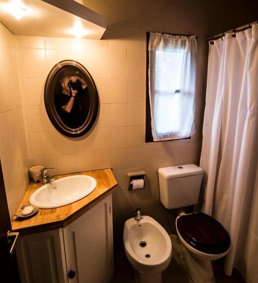 تختخواب و صبحانه Shai Shai Hue