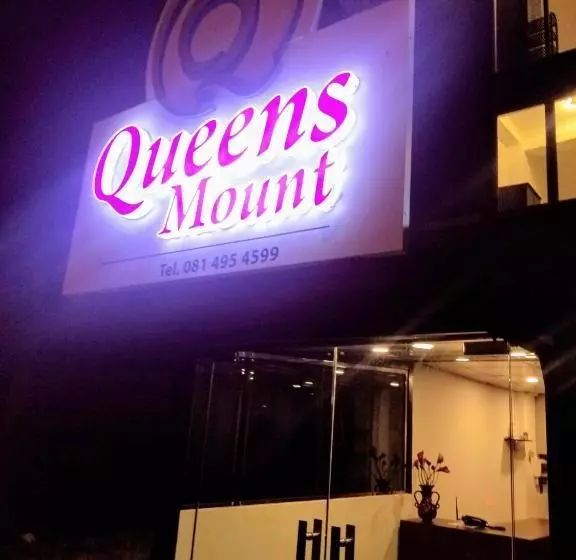 Hotel Queens Mount