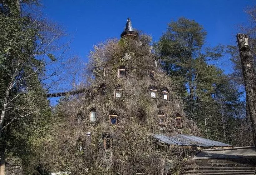 Hotelli Huilo Huilo Montaña Magica