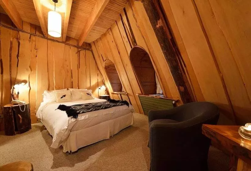 Hotelli Huilo Huilo Montaña Magica