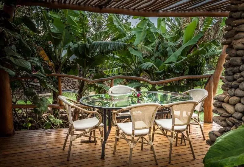 هتل Pikera Uri Eco Lodge