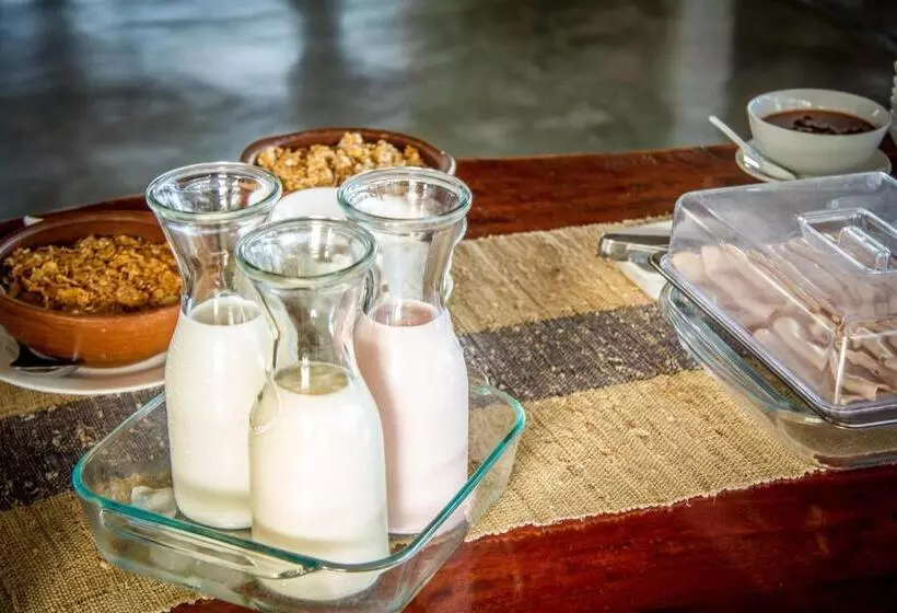 هتل Pikera Uri Eco Lodge