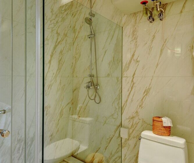 Pensão Isvara Culture Homestay Suites