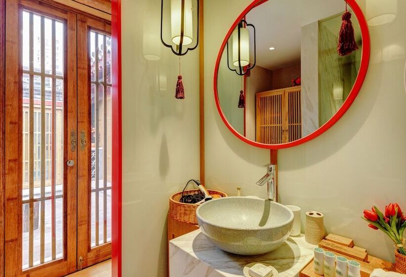 Pensão Isvara Culture Homestay Suites