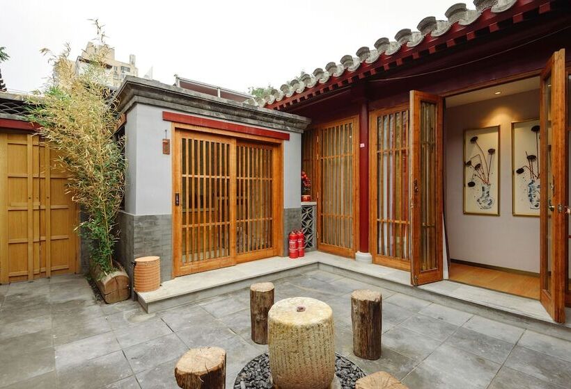 Pensão Isvara Culture Homestay Suites