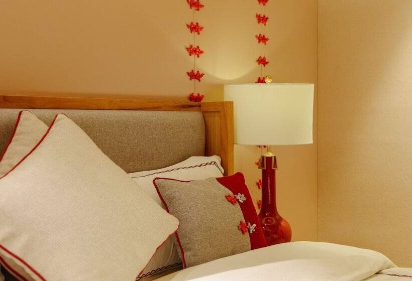 Pensão Isvara Culture Homestay Suites