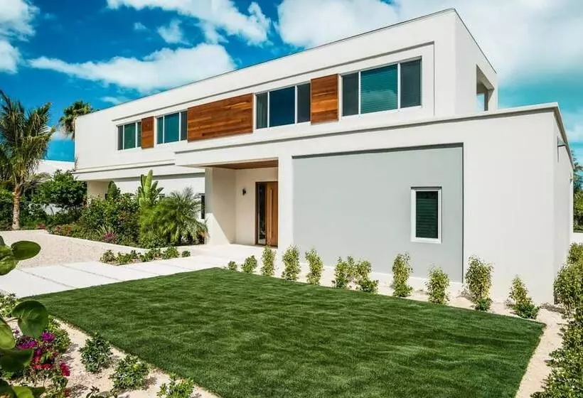 Turquoise Villa