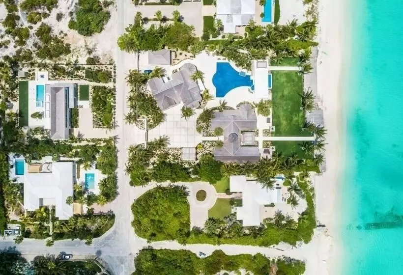 Turquoise Villa