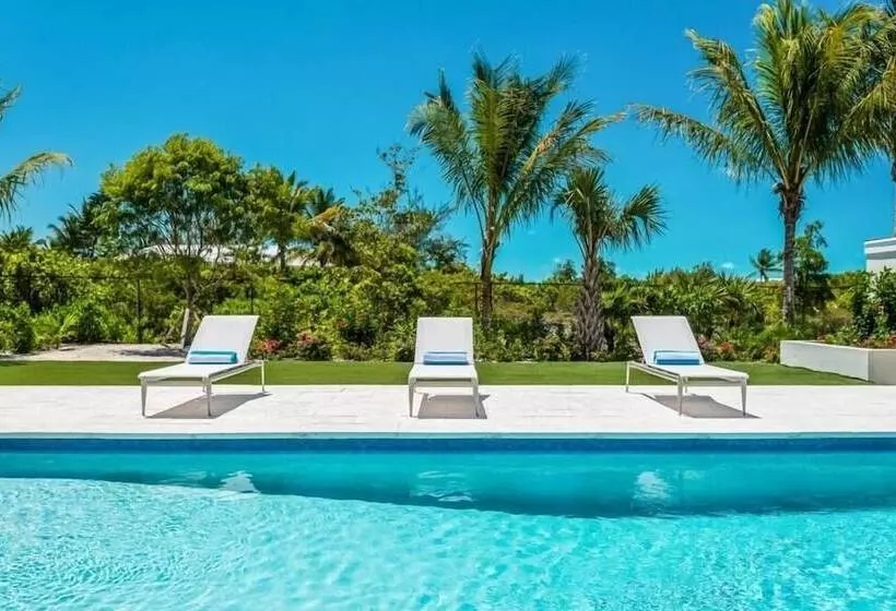 Turquoise Villa