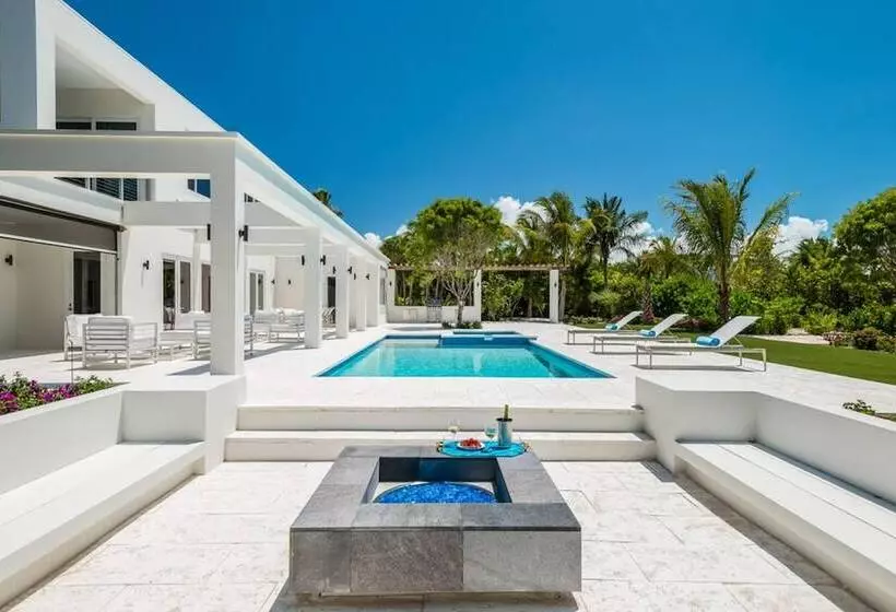 Turquoise Villa