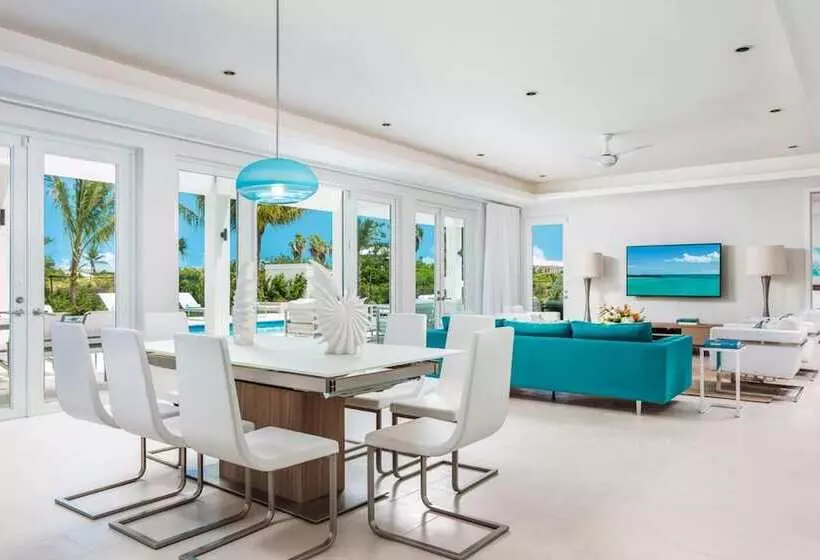 Turquoise Villa