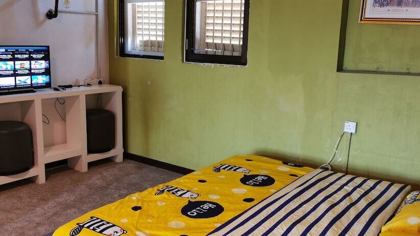 Hotel Moustachz Hauze