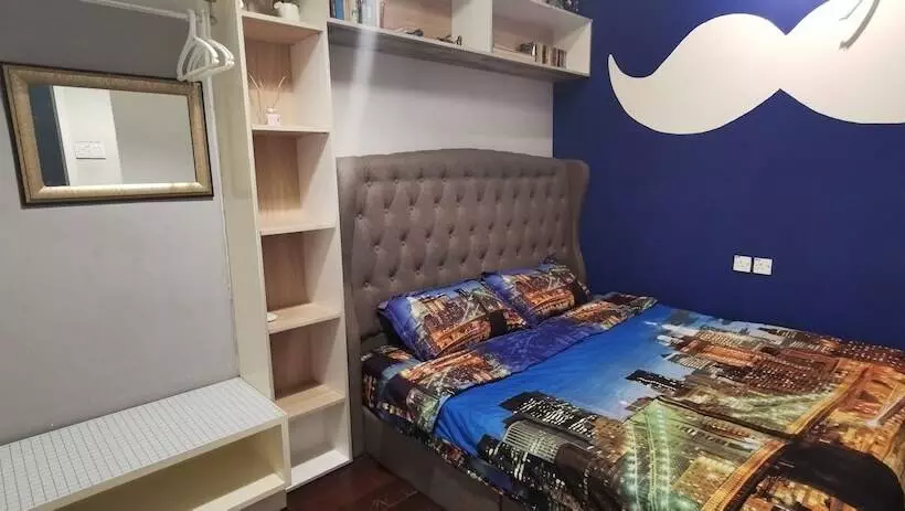 هتل Moustachz Hauze