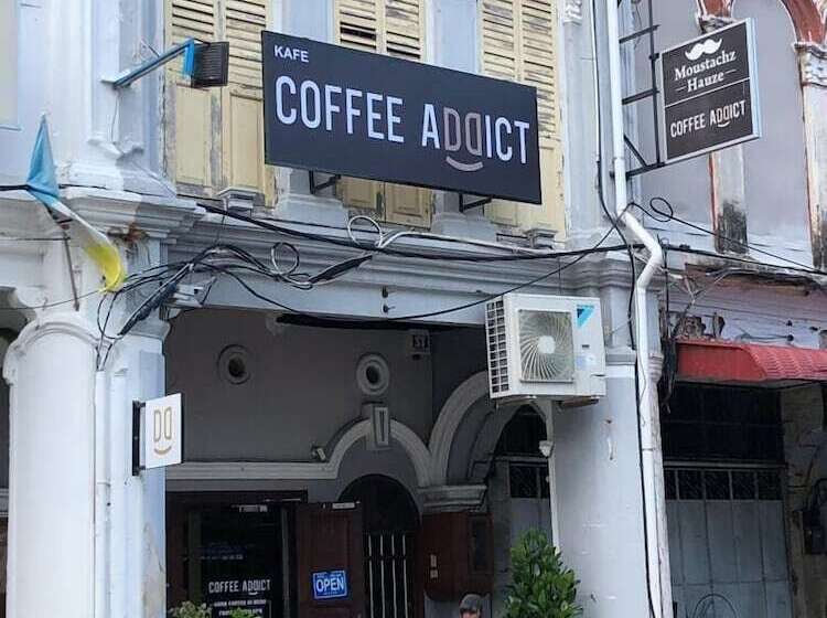 Hotel Moustachz Hauze