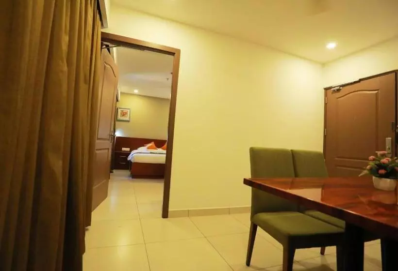 Hotel Mareena