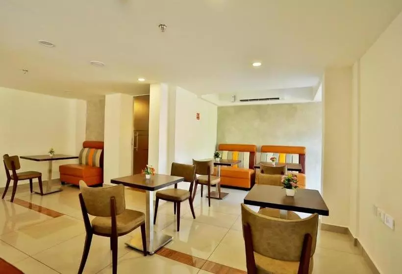 Hotel Mareena
