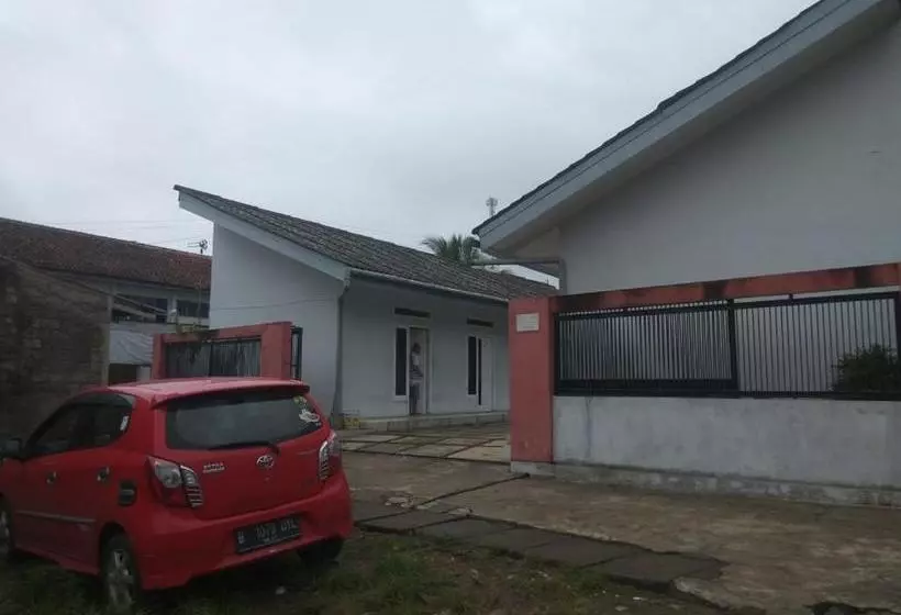 Hotelli Oyo 2924 Sweet Aurora