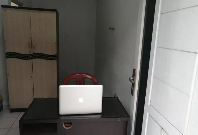 Hotelli Oyo 2924 Sweet Aurora