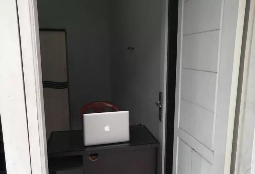 Hotelli Oyo 2924 Sweet Aurora