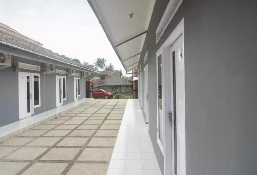 Hotelli Oyo 2924 Sweet Aurora