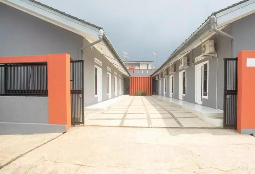 Hotelli Oyo 2924 Sweet Aurora