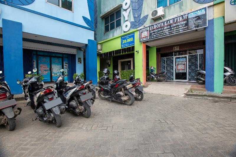 בית מלון כפרי Oyo 2971 W&w Executive