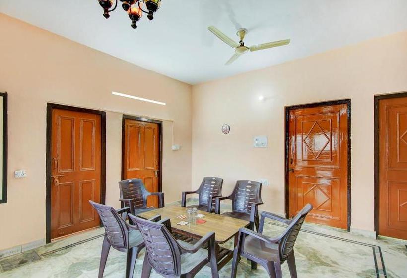 膳宿费 Oyo Home 69670 Elegant 1bhk Laxman Chowk