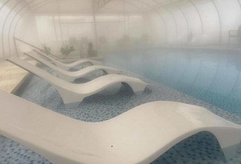 Grateus Luxury Apart & Spa