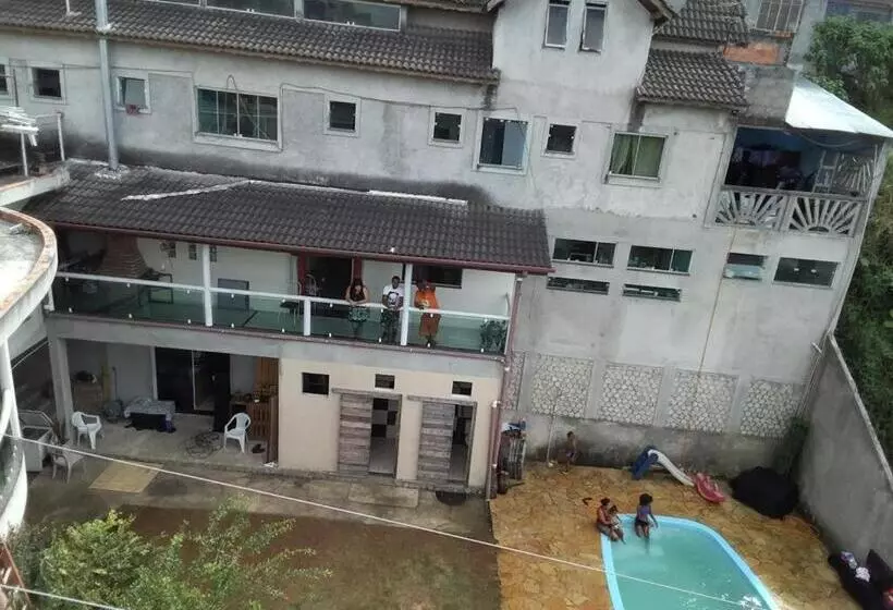 Hostel Dos Pinheirais