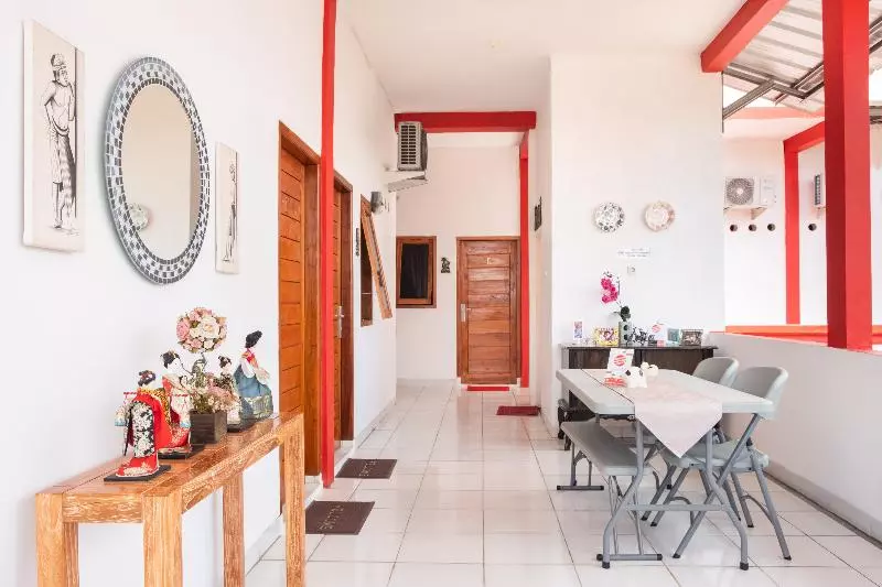 هتل Oyo 2919 Andung Residence