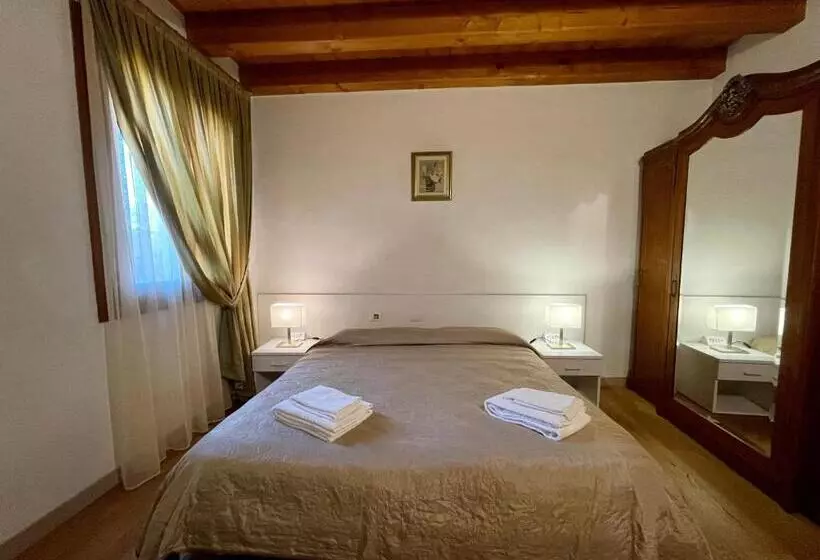 ペンション Agriturismo Vecio Portico
