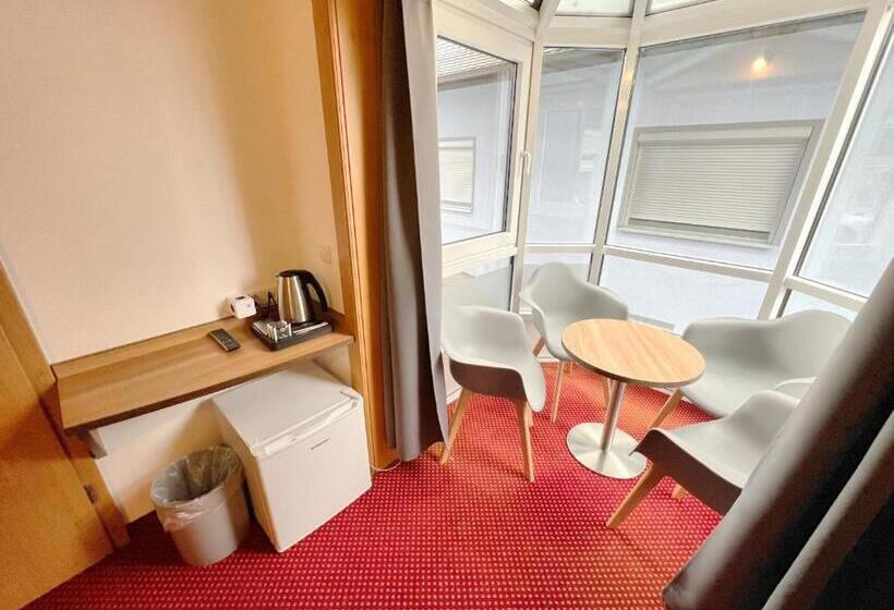 הוסטל Bnb Fliegerhaeusle Hagnau 24h Self Check In