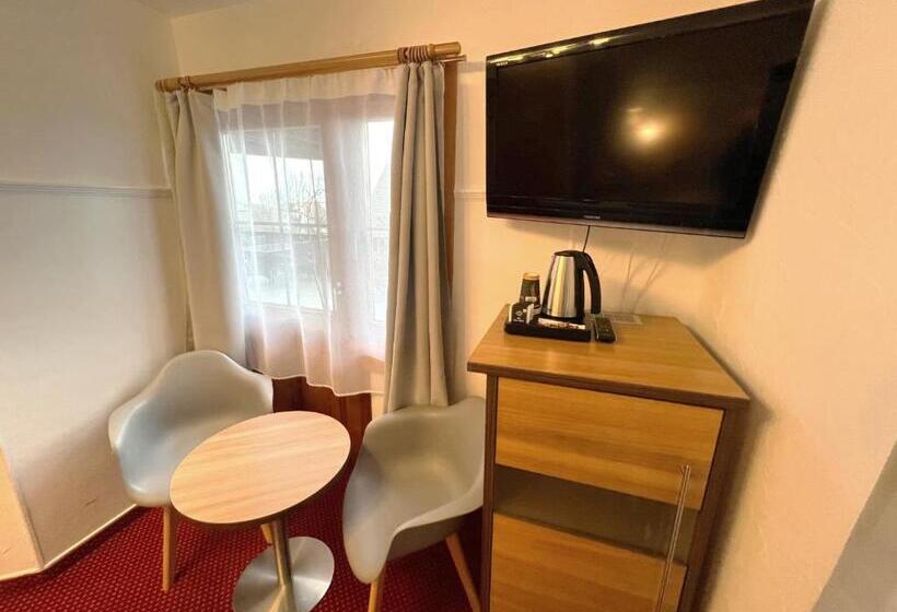 הוסטל Bnb Fliegerhaeusle Hagnau 24h Self Check In