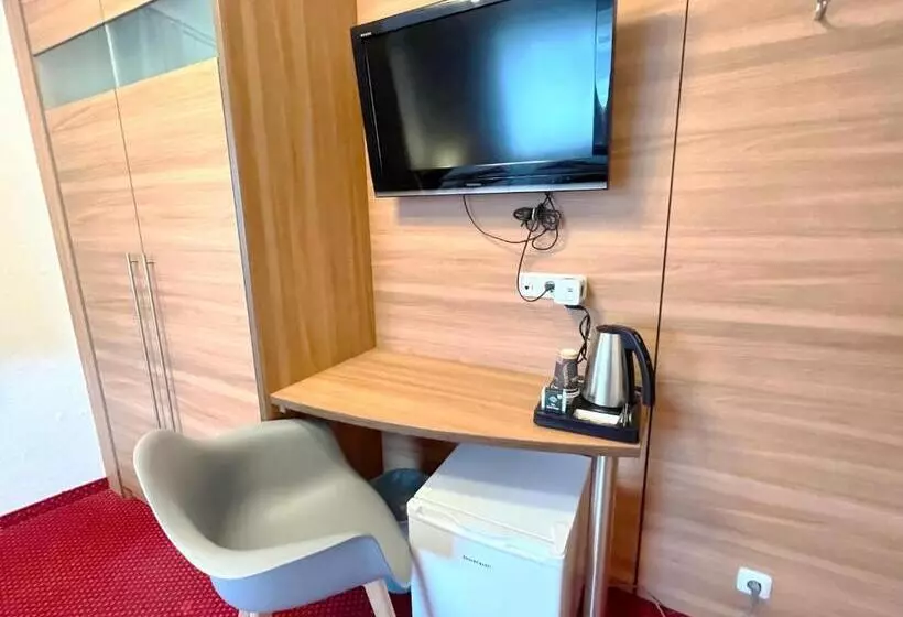 ユースホステル Bnb Fliegerhaeusle Hagnau 24h Self Check In