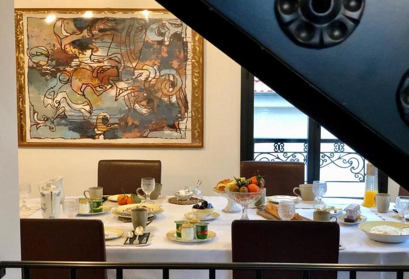 تختخواب و صبحانه Villa Parisiata