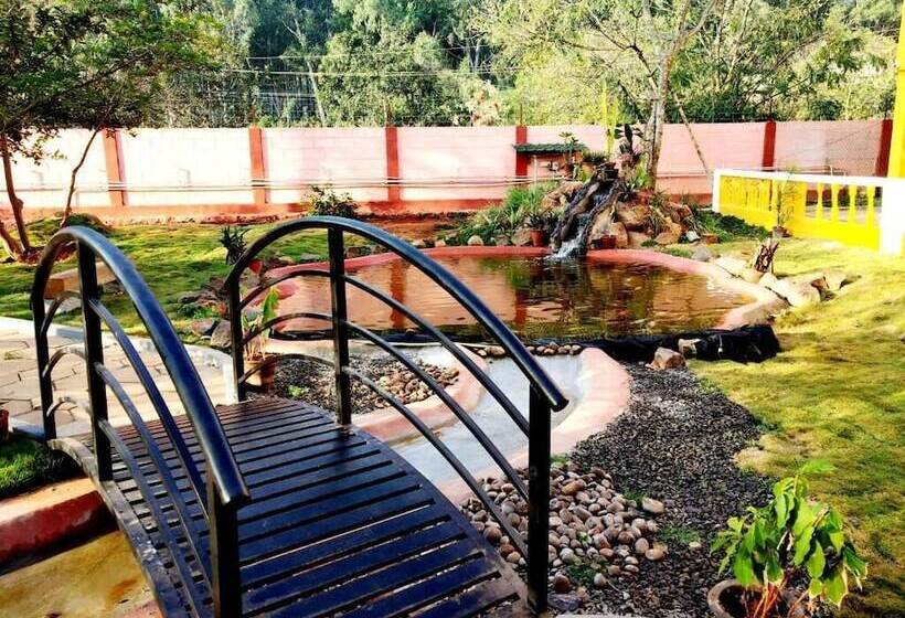 בית מלון כפרי Fundera Aqua Stay