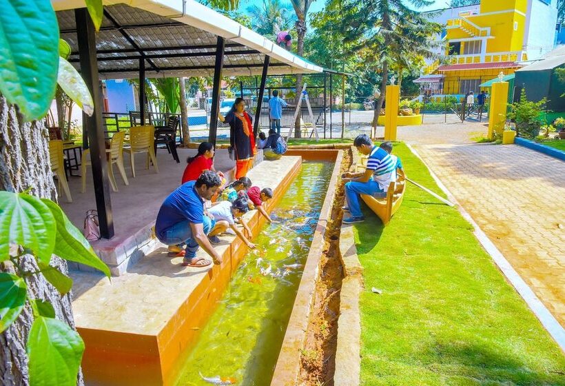 בית מלון כפרי Fundera Aqua Stay