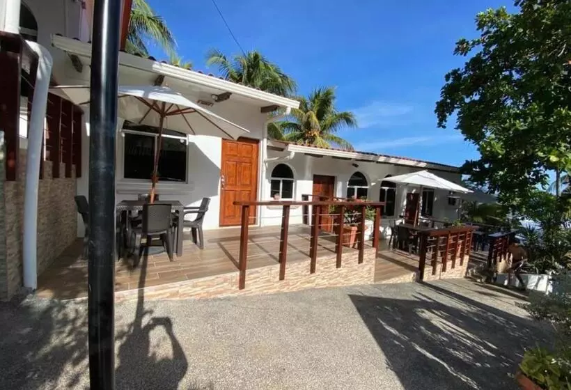 استراحتگاه Konchamar