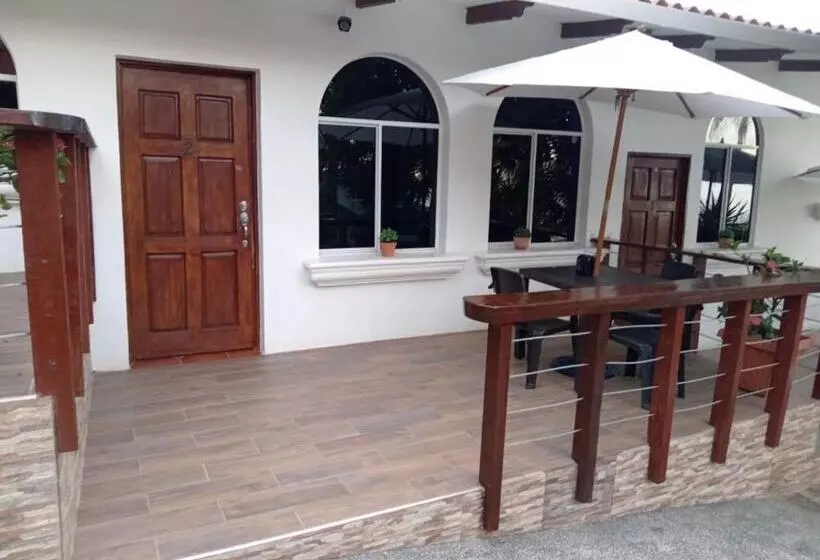 استراحتگاه Konchamar